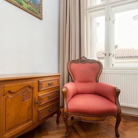 Old Town Appartement *