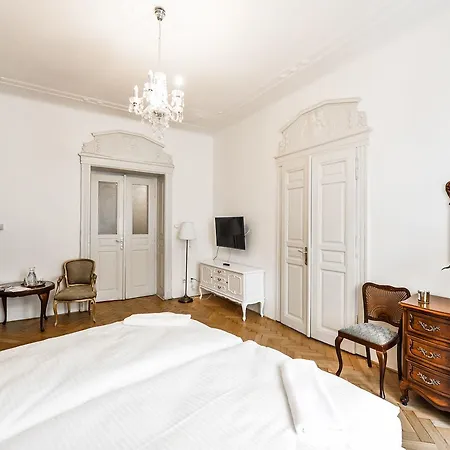 Old Town Appartement *